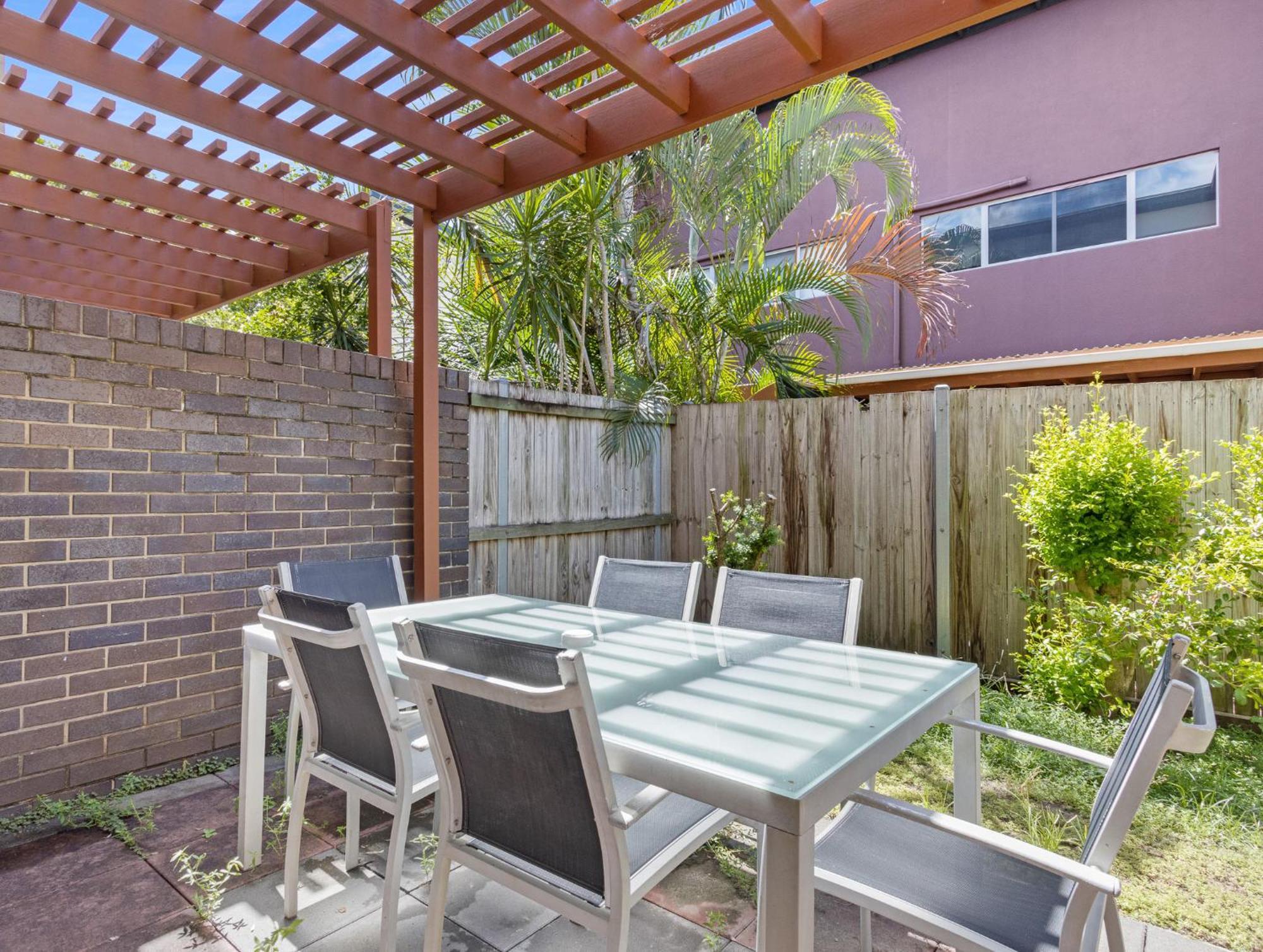 Vila Quarterdecks Retreat Urangan Exteriér fotografie
